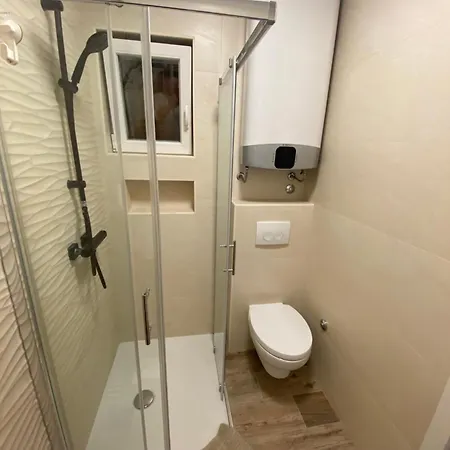 Pergola-apartment Roko *