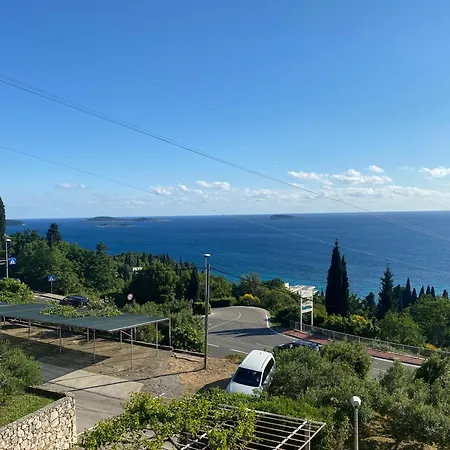 Pergola-apartment Roko Mlini