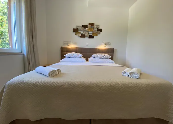 Pergola-apartment Roko Mlini